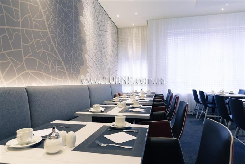 Отель Mercure City Center 3*