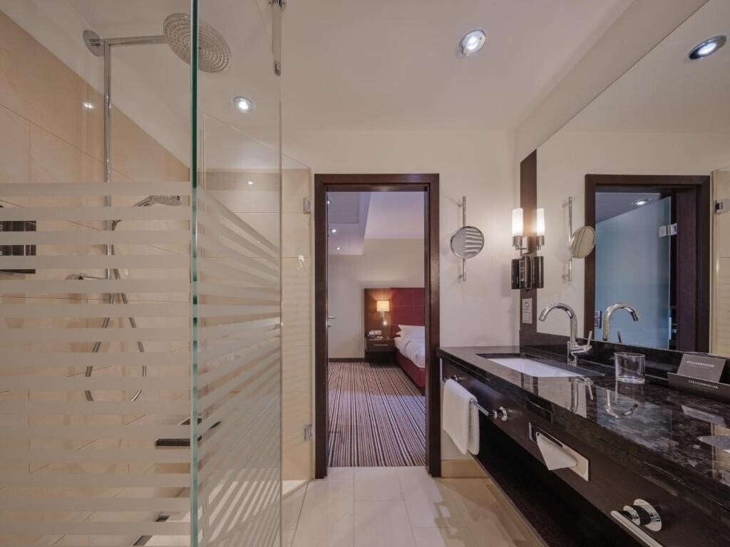 Steigenberger Graf Zeppelin 5* фотосуреті