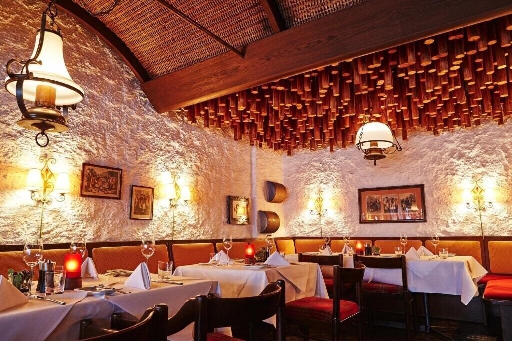 Steigenberger Graf Zeppelin 5* суреті