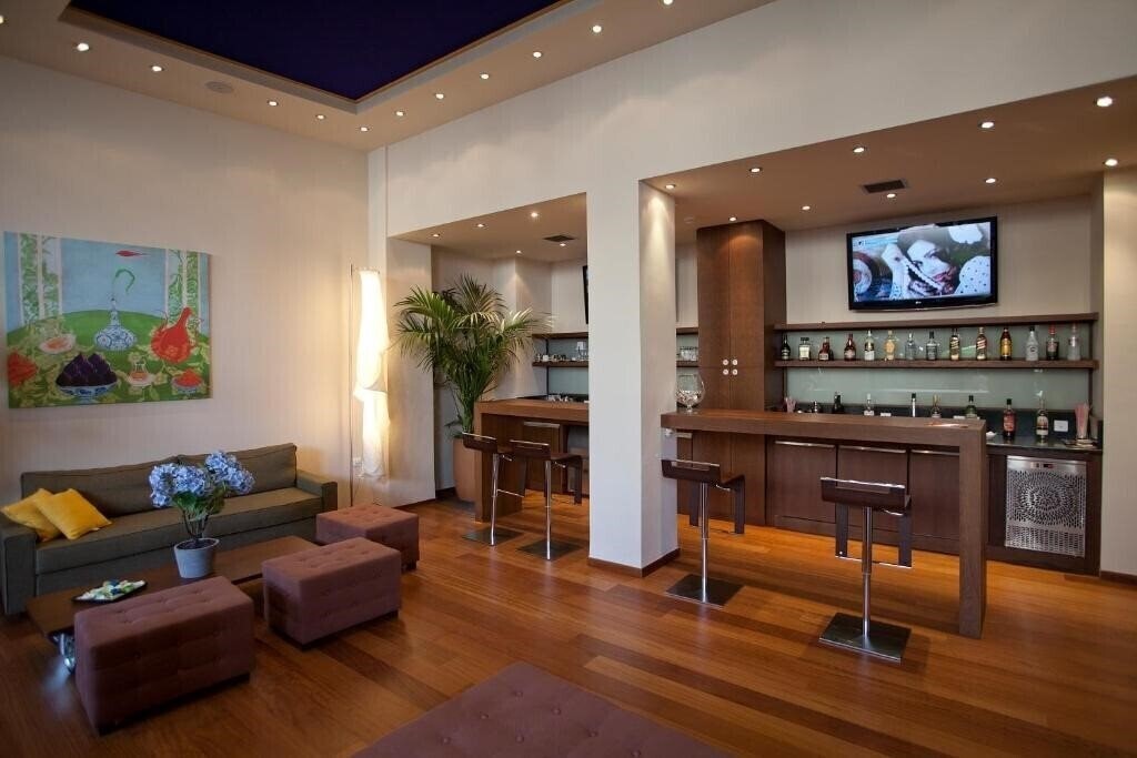 Athens Center Square 3* суреті