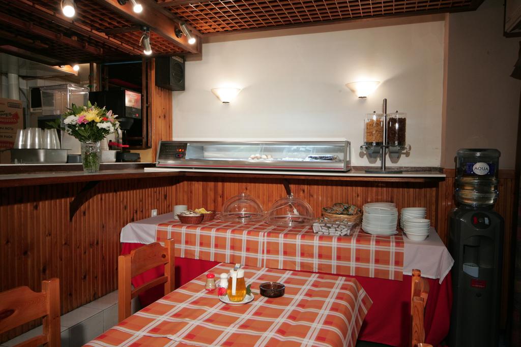 Фото Alma Hotel 2*