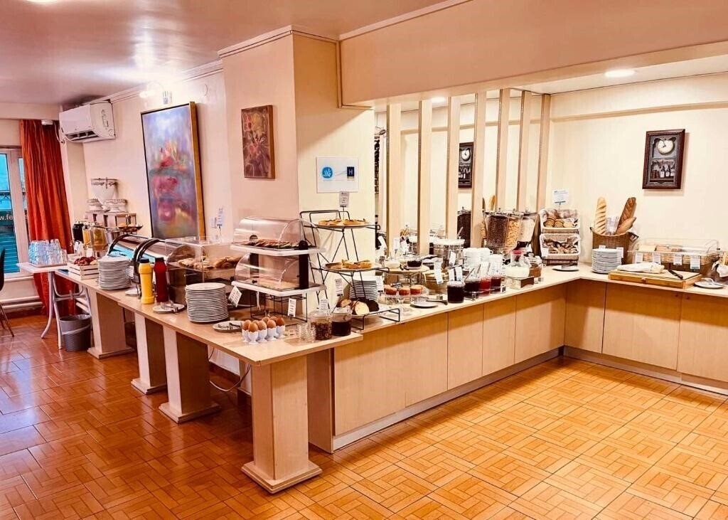 Triton 3* қонақ үйі