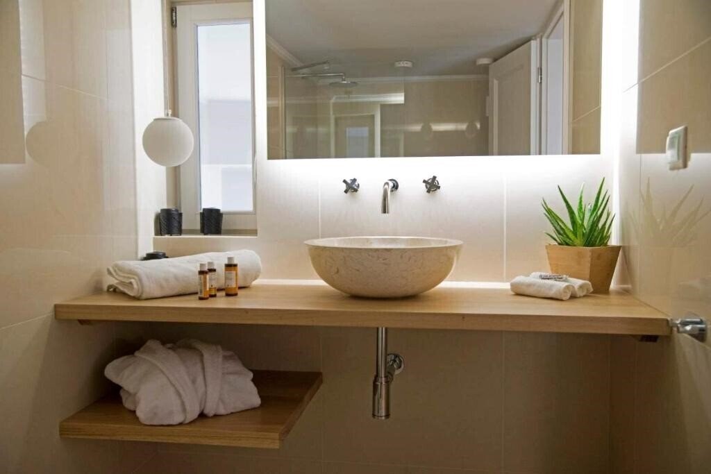 Картинка Four Streets Athens Apt апартаменты