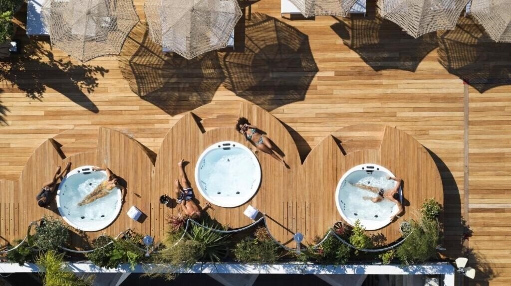 Brown Acropol By Brown Hotels 4* қонақ үйі