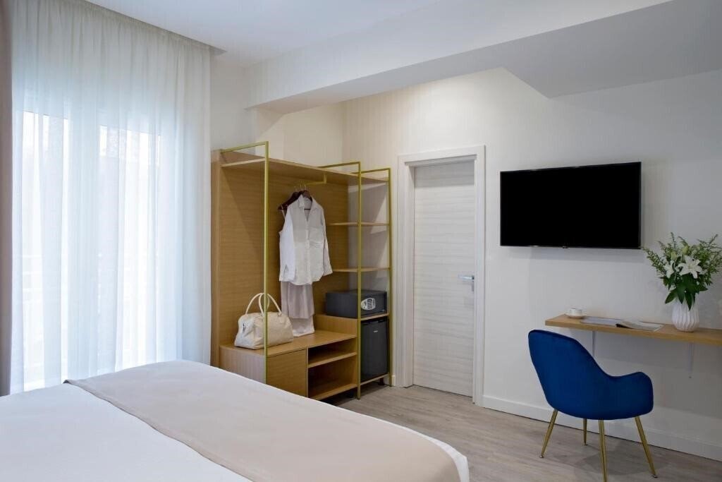 Фотография Hypnos Inn Athens Hotel 4*