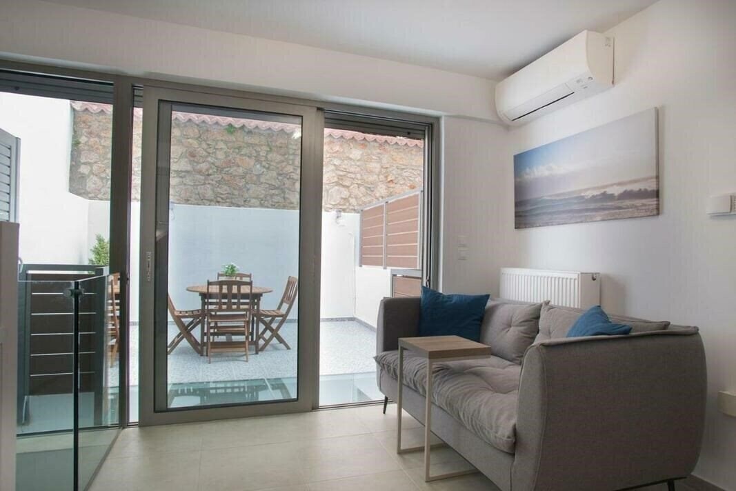 Фото Petal Apartments 4*