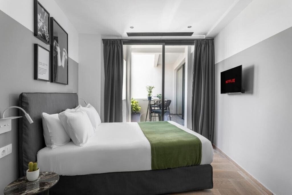 Theatrou Athens 4* суреті