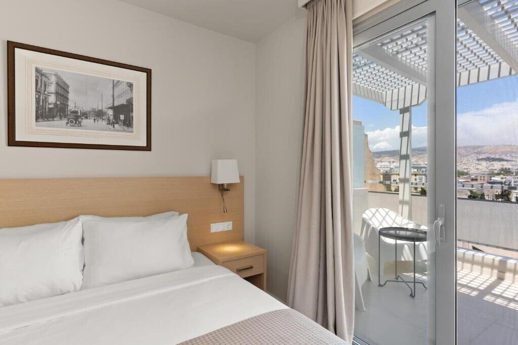 Gallery Central 4* қонақ үйі