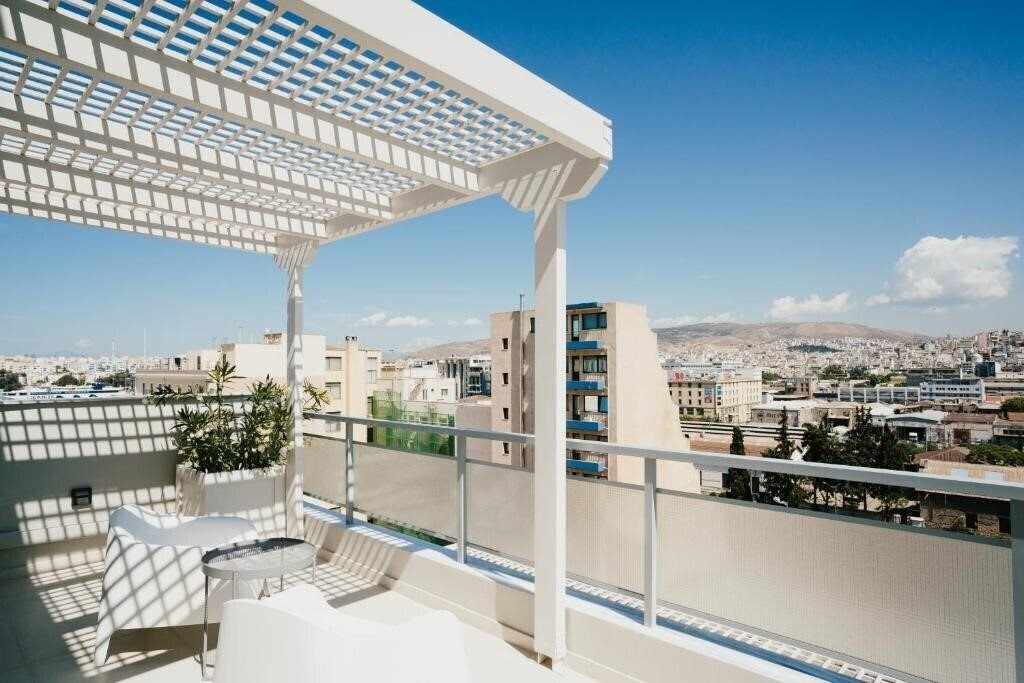 Gallery Central 4* суреті