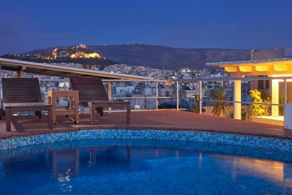 Отель Candia Hotel 4*