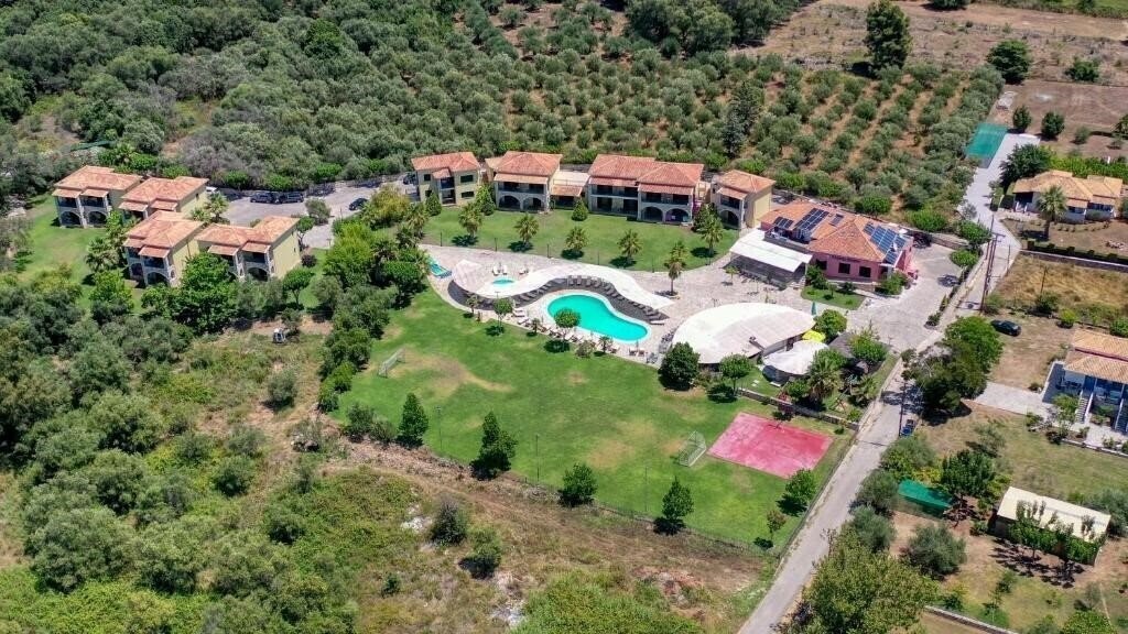 Perdika Resort 3* суреті
