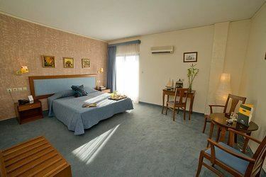 Four Seasons 3* суреті