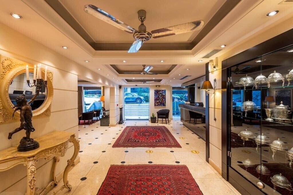 Best Western Plus Embassy 4* фотосуреті
