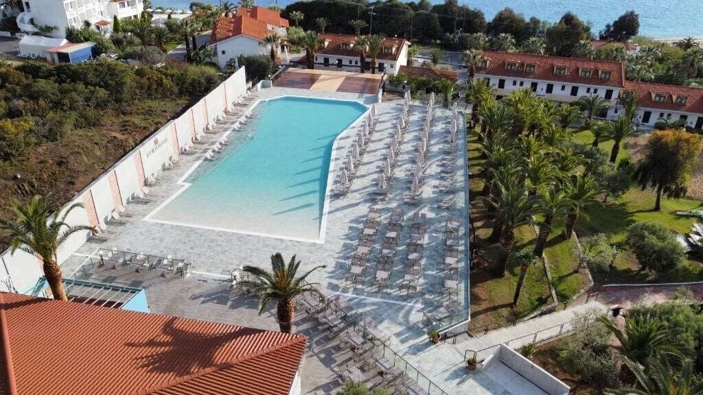Фото Aristoteles Holiday Resort & SPA Ouranoupolis (ex. Aristoteles Holiday Resort) 4*