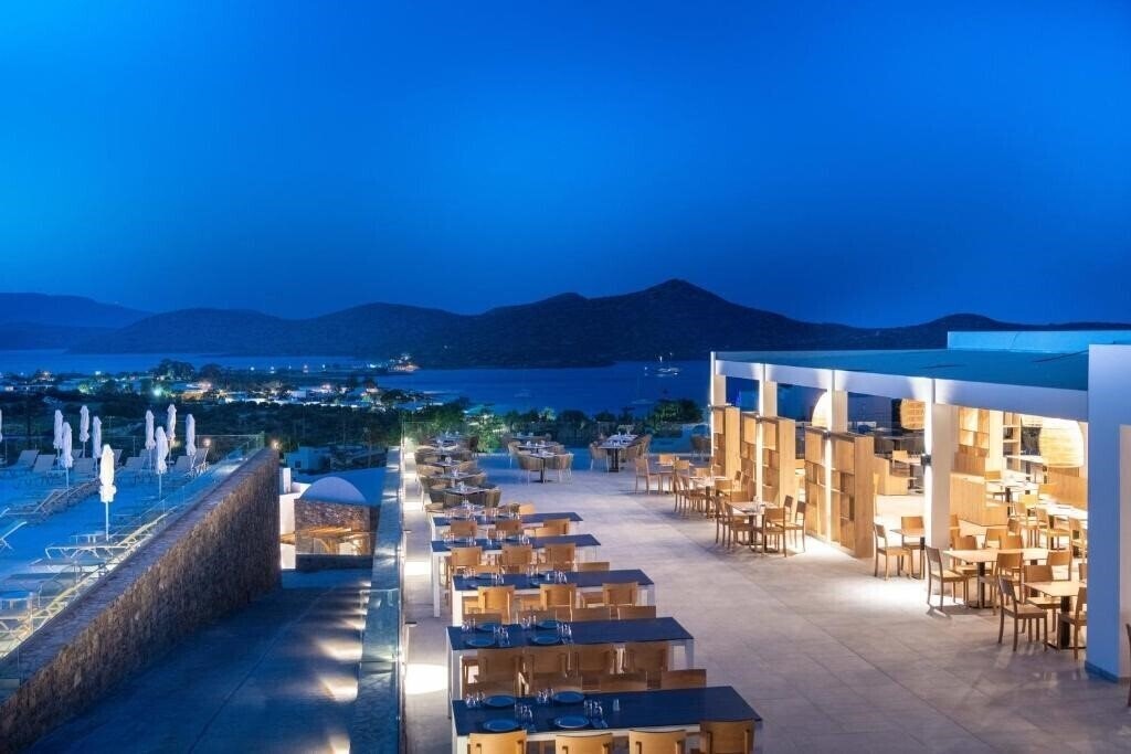 Отель Elounda Breeze Resort 4*