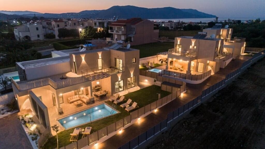 Ks Luxury Villas 5* қонақ үйі