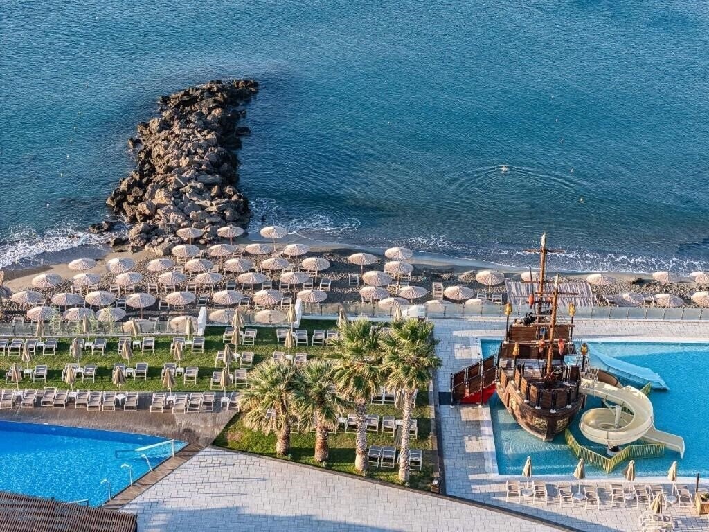 Petra Mare 4* қонақ үйі