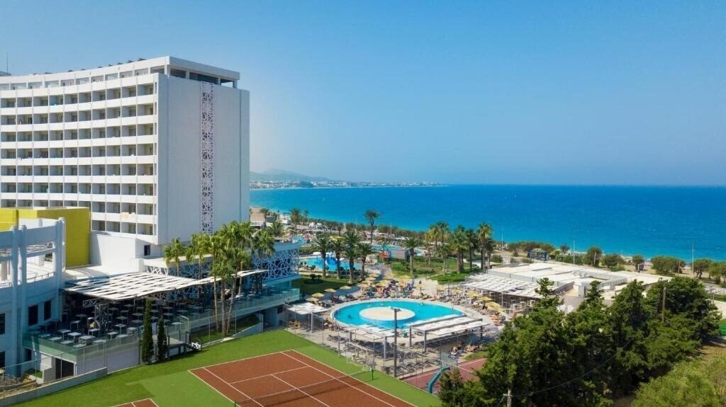 Фотография Akti Imperial Deluxe Resort & SPA Dolce by Wyndham (ex. Capsis Hotel Rhodes) 5*