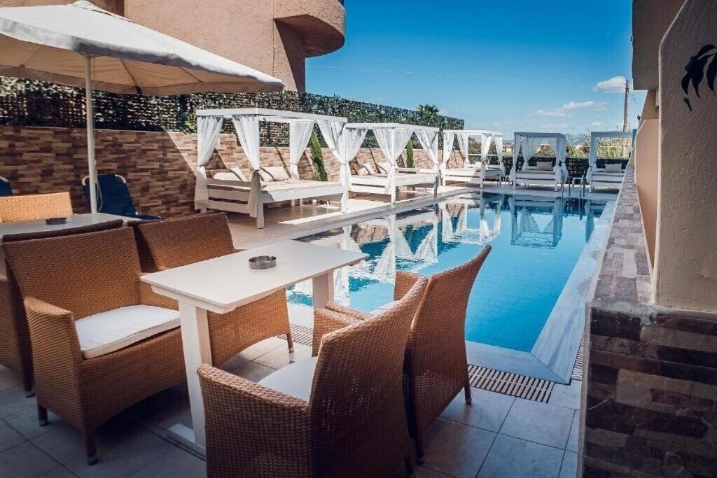 Hotel Cloud 9 (Adults Only 15+) 3* қонақ үйі