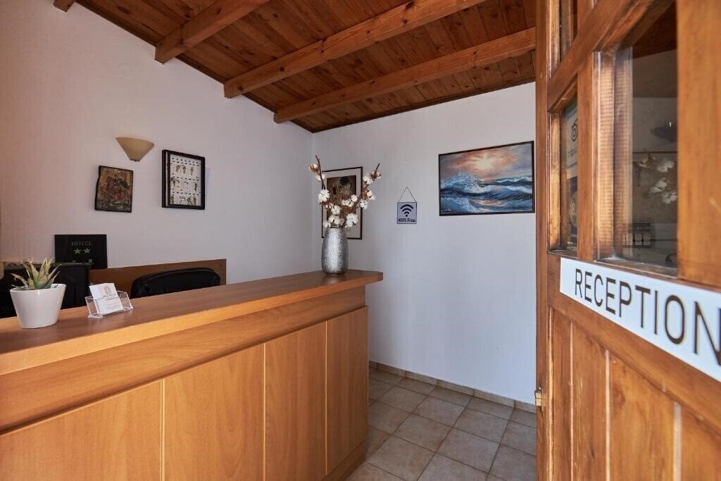 Фото Malia Studios Apartments 2*