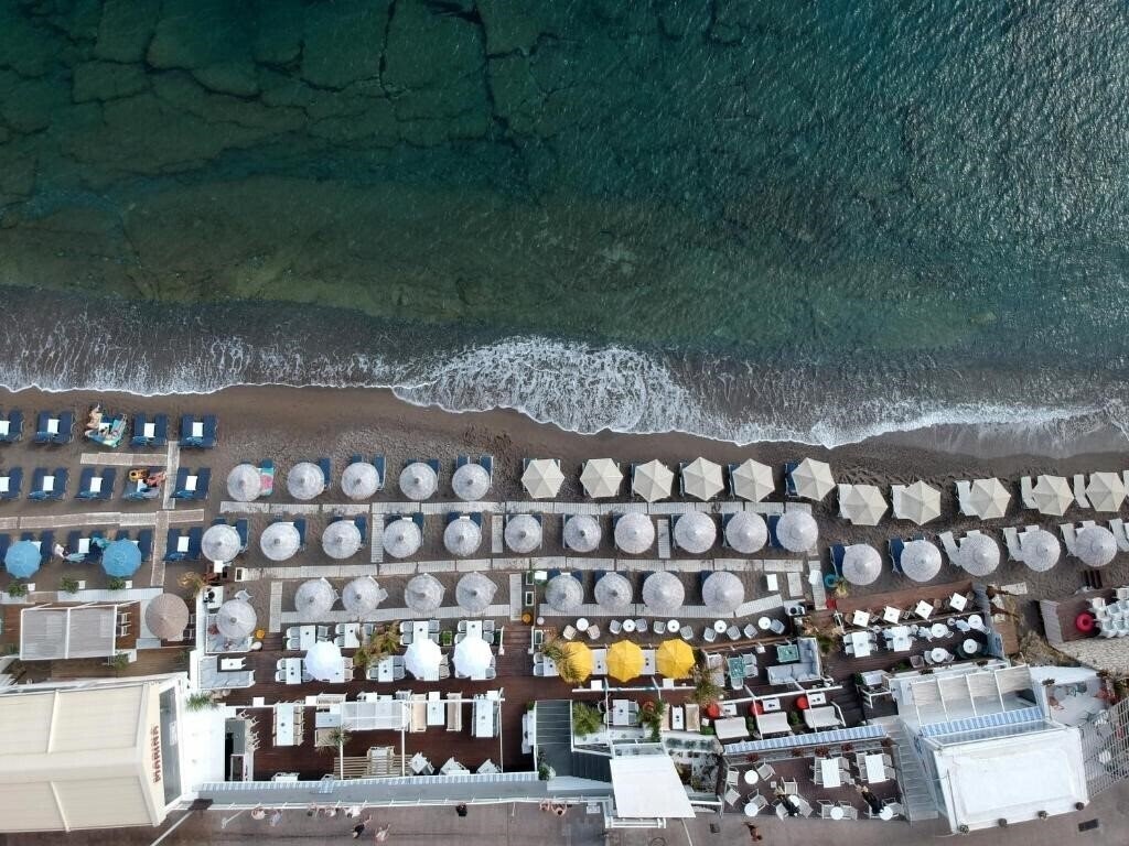Отель Kahlua Beach 4*