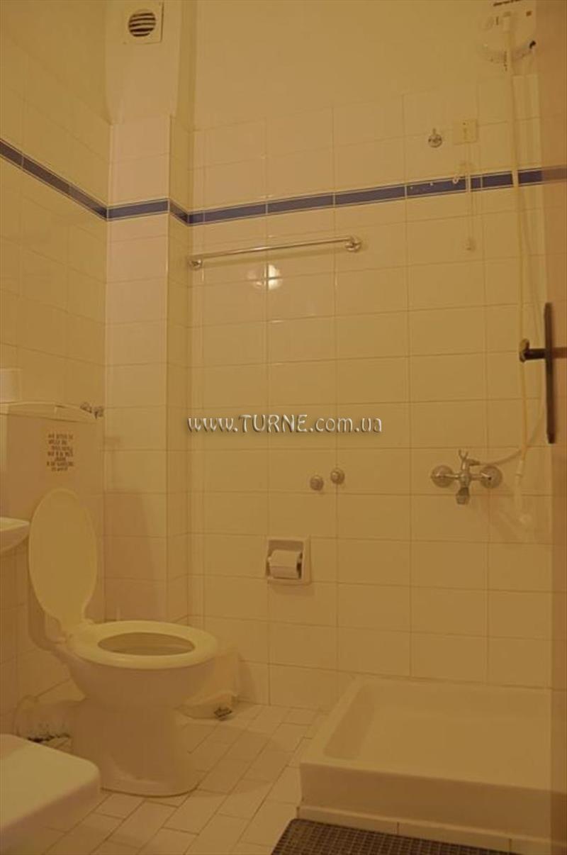 Фото Violetta Hotel Apartments 2*