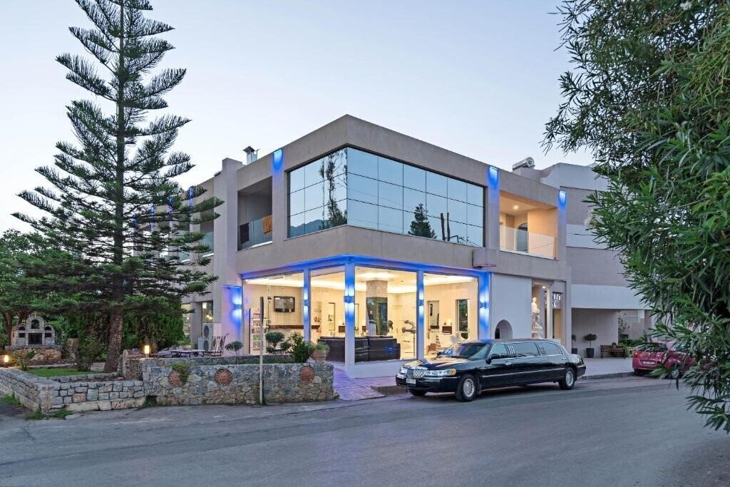 Apollo Hotel & Apartments 3* суреті