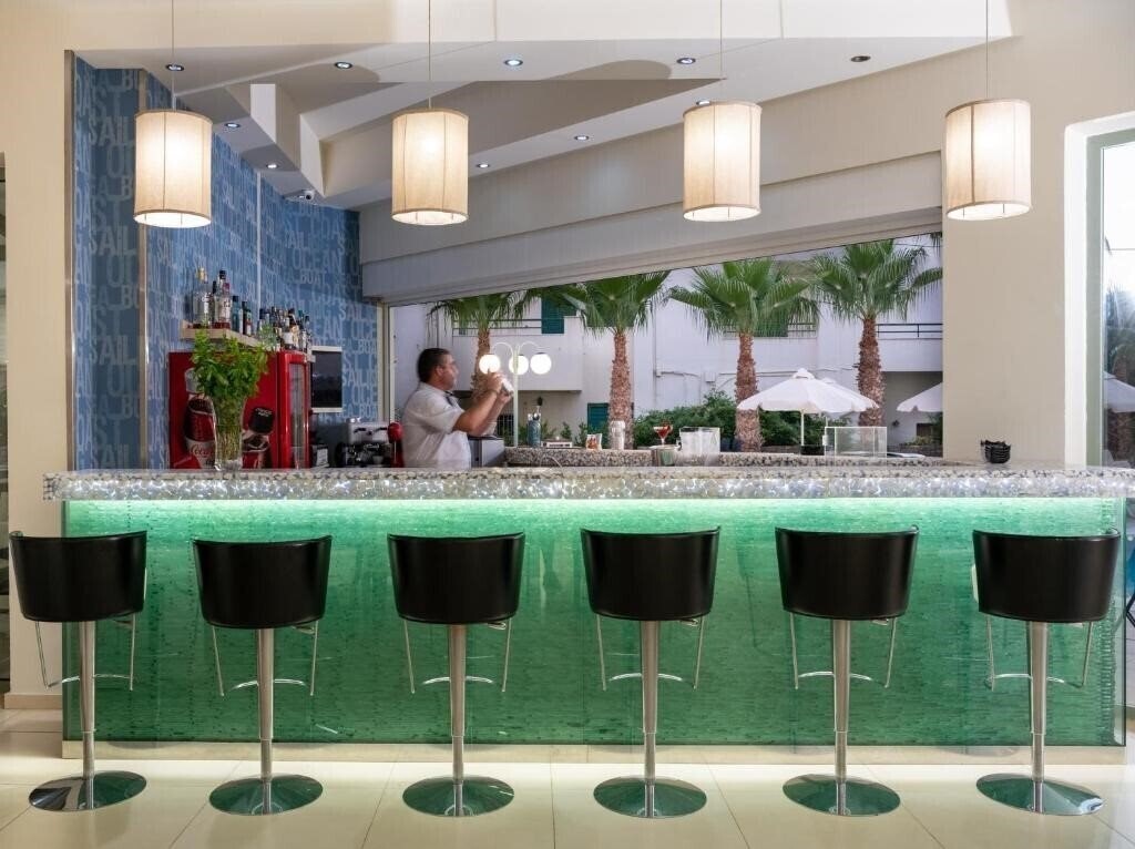 Angela Suites Boutique 5* суреті