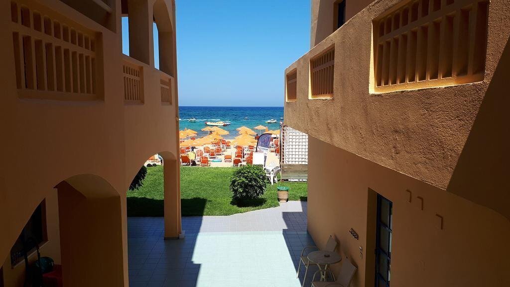 Miramare Annex High Beach 3* суреті