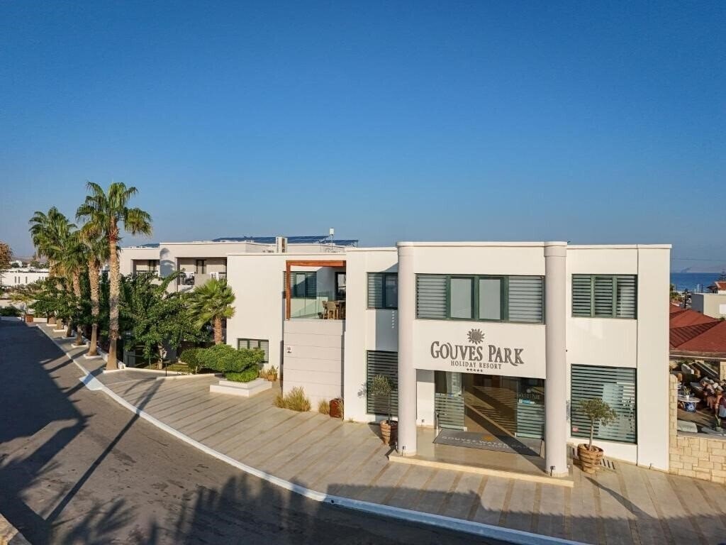 Gouves Water Park Holiday Resort 5* фотосуреті