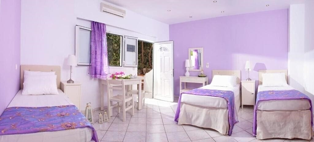 Отель Primavera Beach Hotel Studios & Apartments 3*