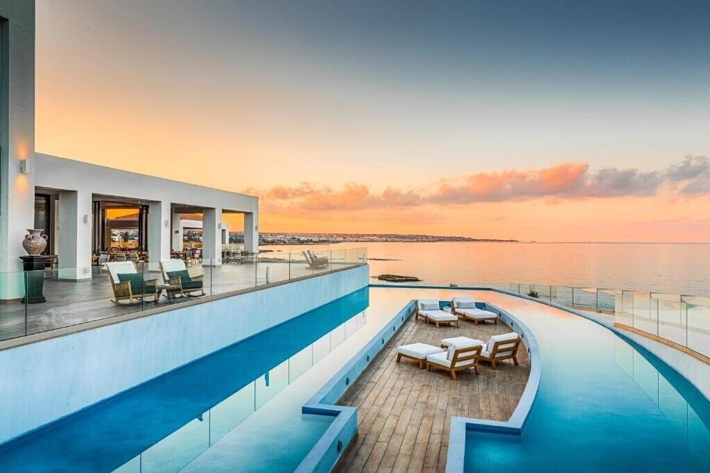 Abaton Island Resort & Spa 5* қонақ үйі