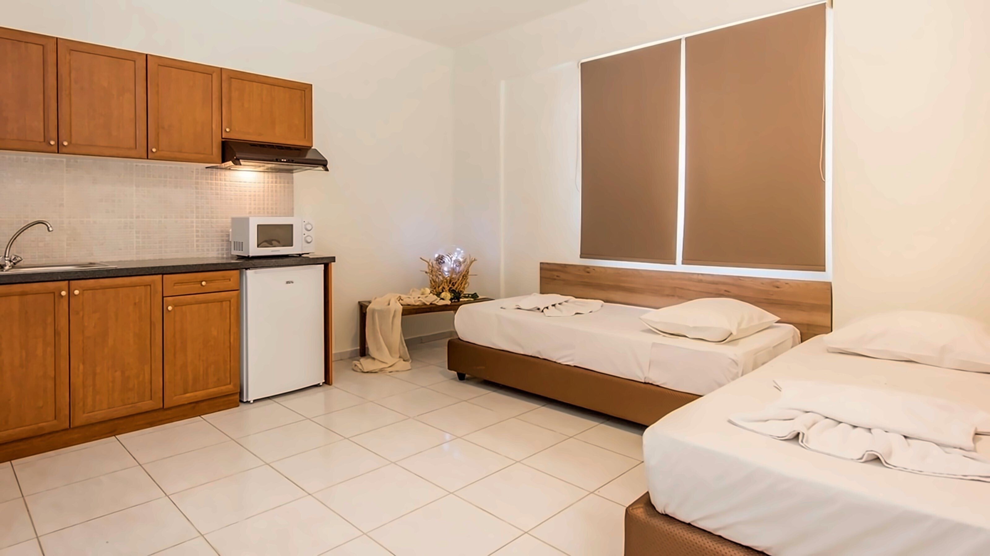 Niriedes-Dionyssos Village 3* фотосуреті