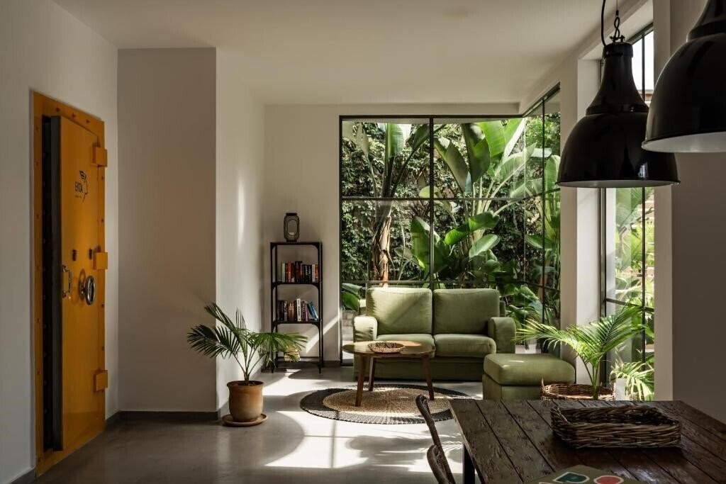 Cook'S Club 4* қонақ үйі