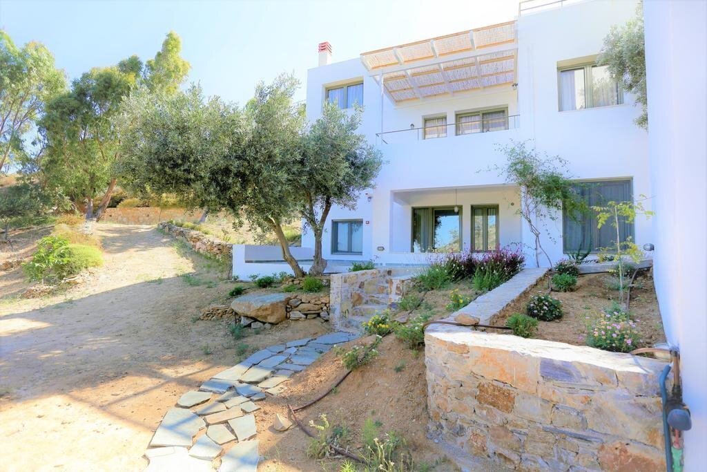 Отель Mourtzanakis Residence 3*