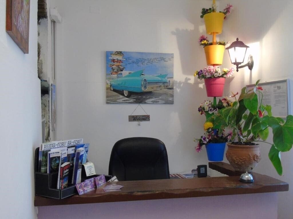 Hotel Rainbow 2* фотосуреті