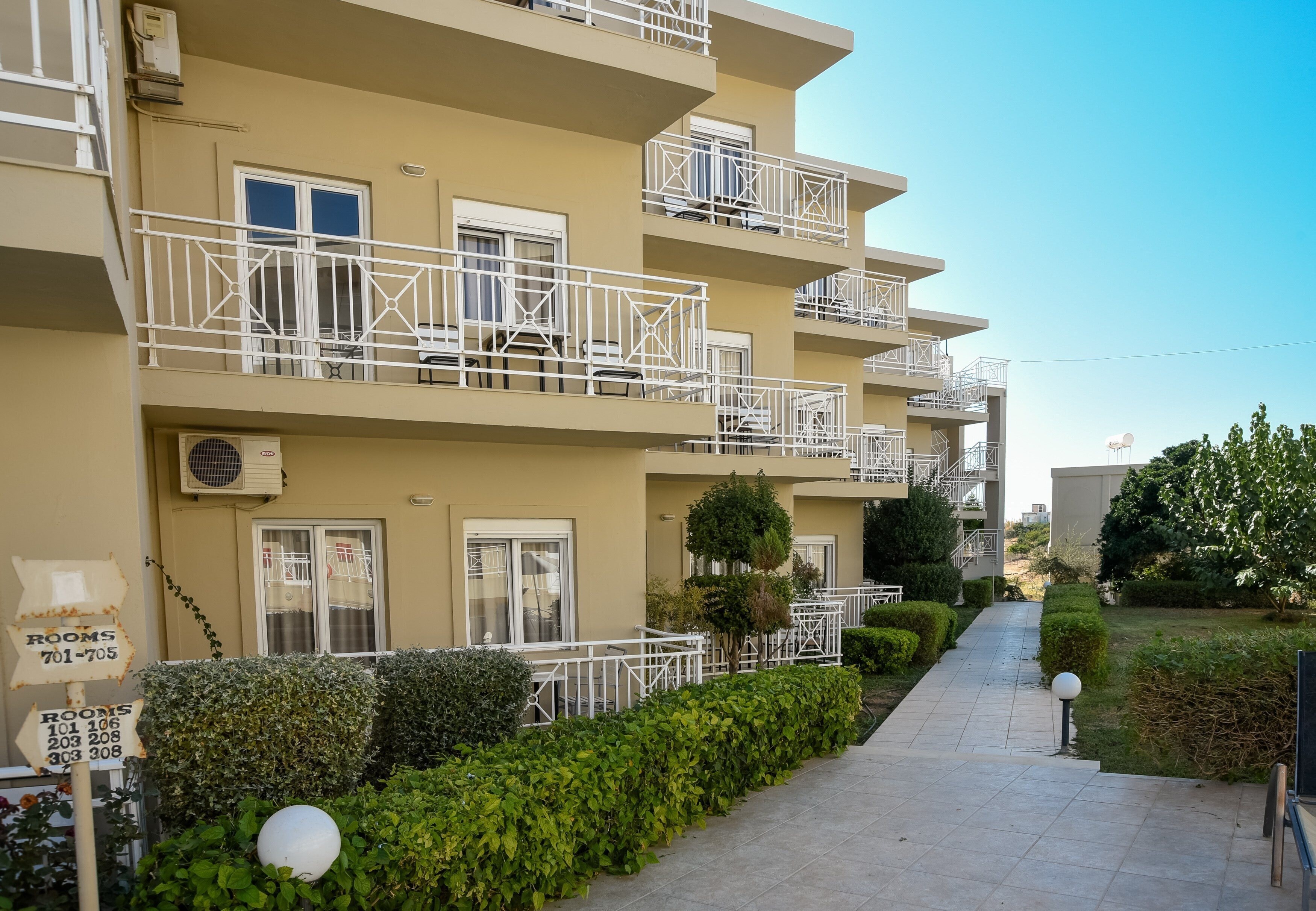 Отель Felicity Hotel 3*