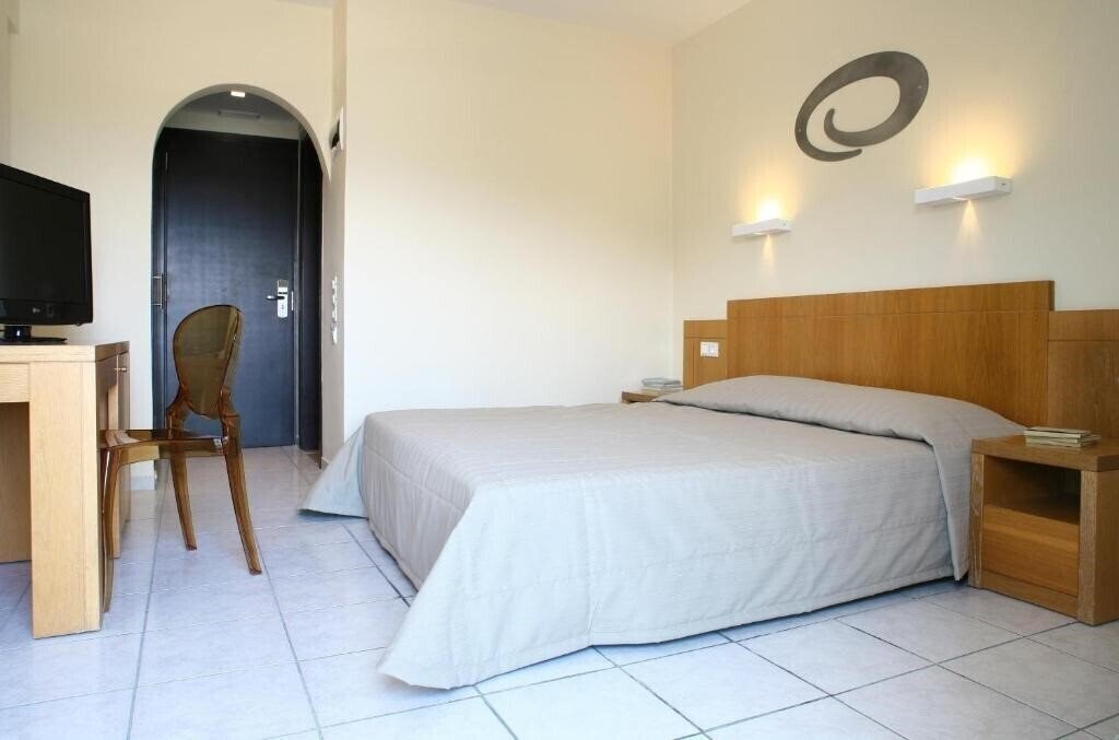 Nana Golden Beach 5* суреті