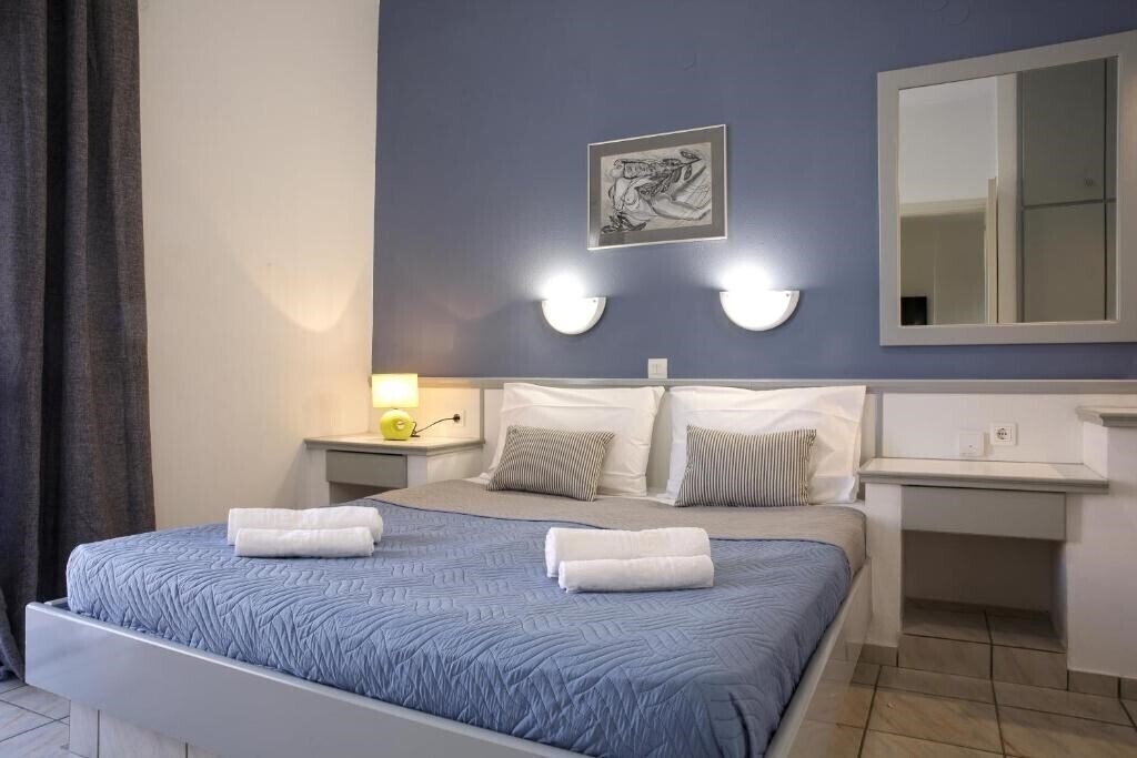 Фото Irene Beach Apartments 3*