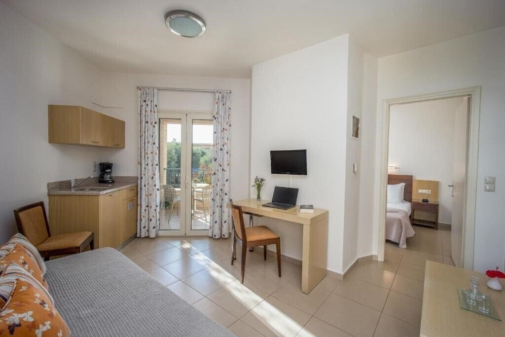 Your Memories Hotel & Apartments 3* фотосуреті