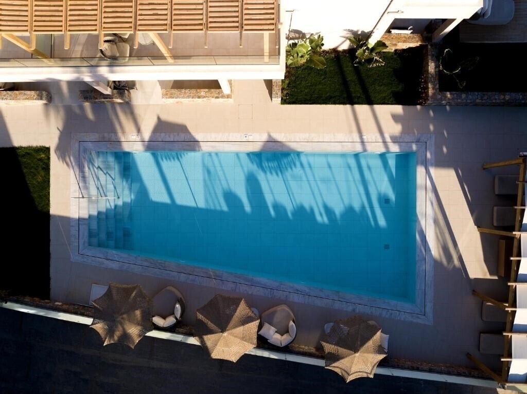 Картинка High Beach White 5*