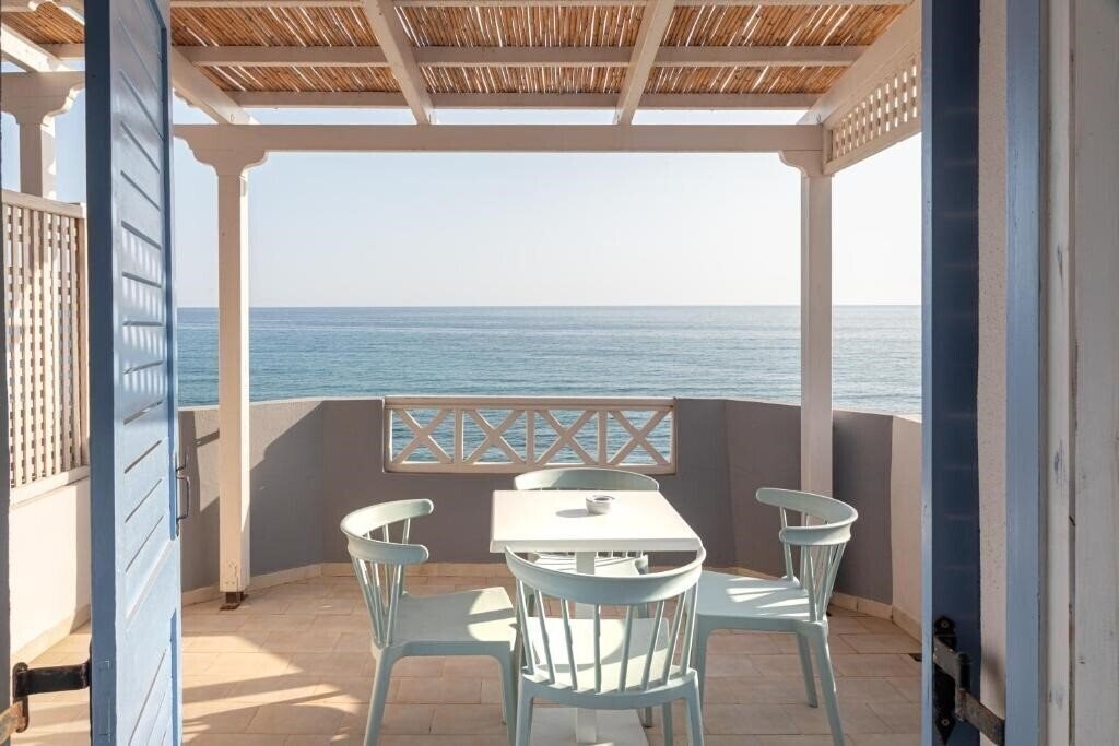 Triton Authentic Cretan Hotel 4* суреті