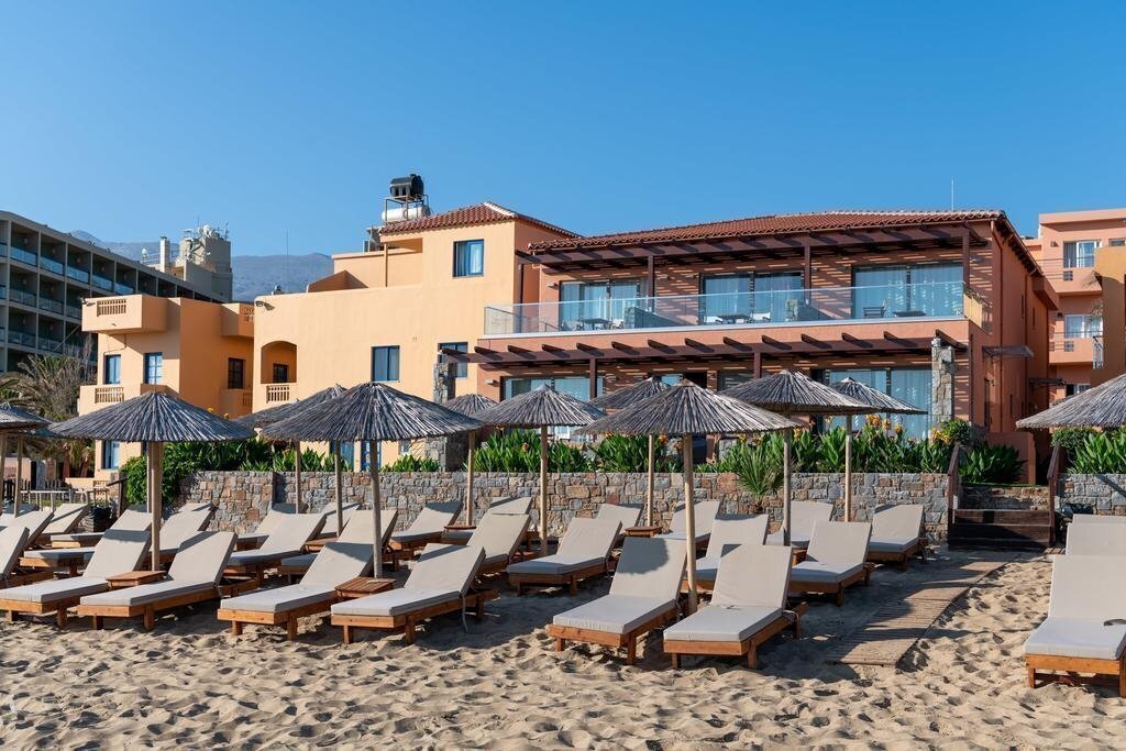 High Beach 4* фотосуреті