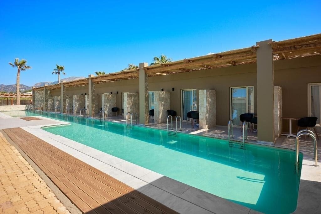 Malia Bay Beach Hotel & Bungalows 4* фотосуреті