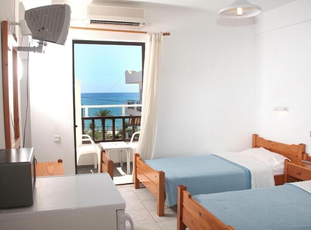 Фото Thisvi Apartments 2*