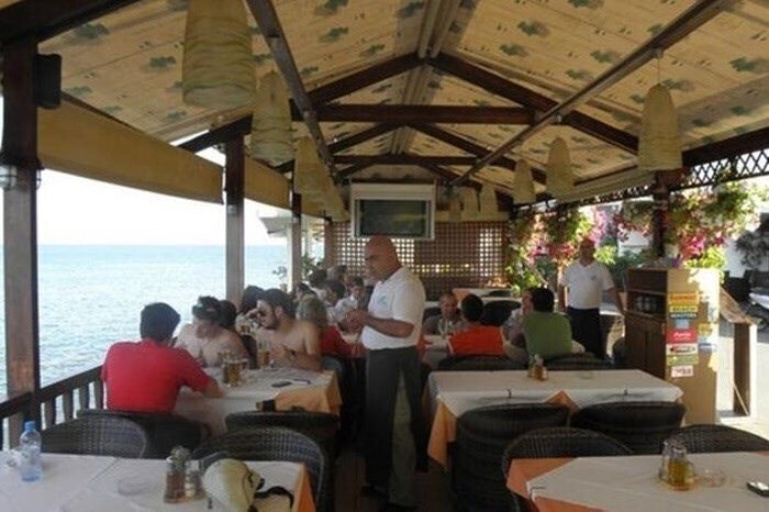 Nikis Hotel 2* фотосуреті