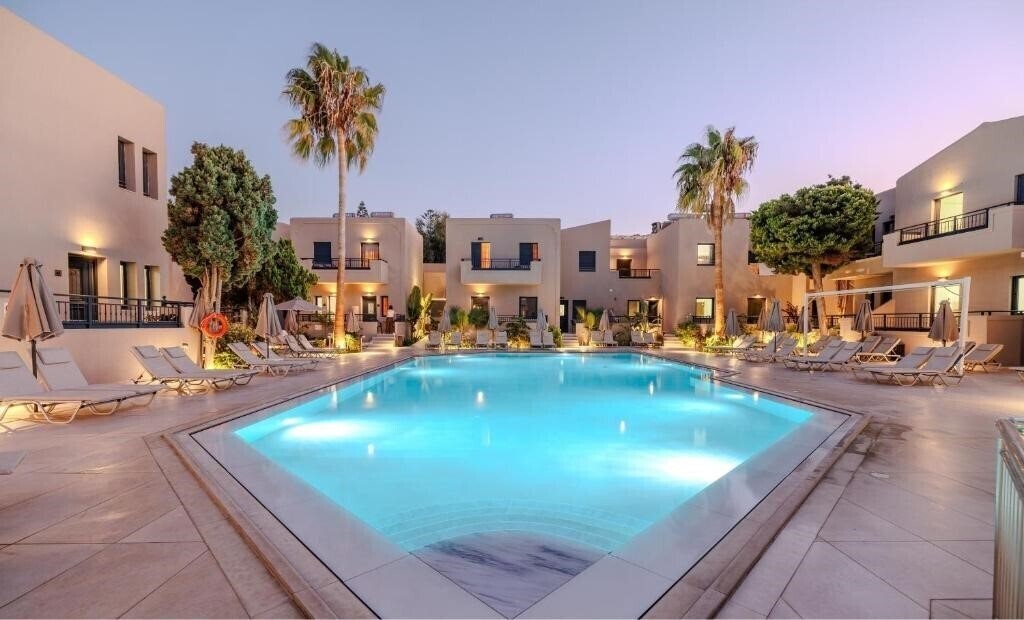 Blue Aegean Hotel & Suites 4* қонақ үйі