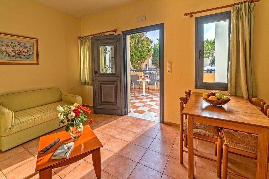 Blue Aegean Hotel & Suites 4* суреті