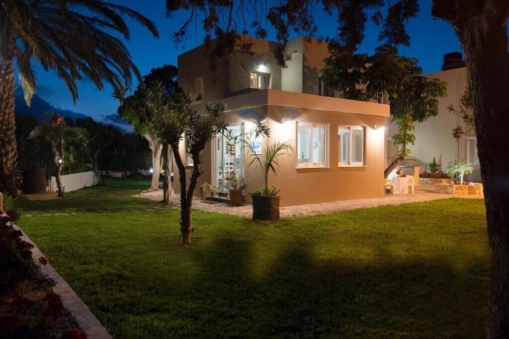 Blue Sky Apartments (Malia) 2* суреті