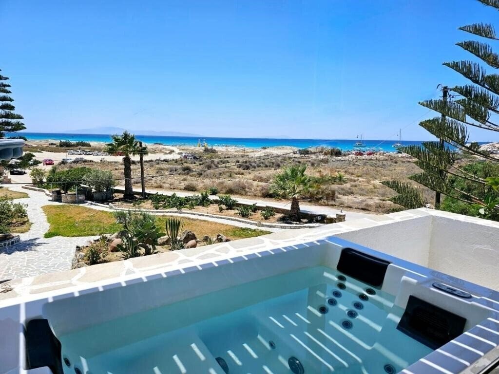 Отель Coralli Beach Hotel Kokkini Hani 4*